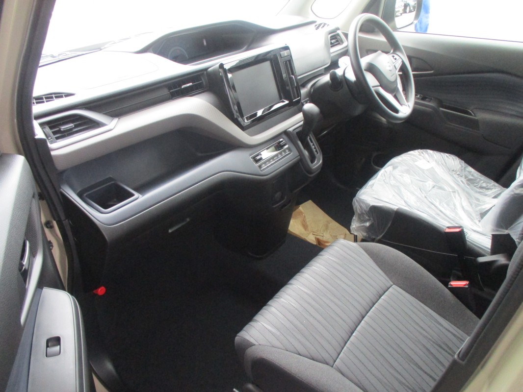 スズキ ソリオ 18枚目