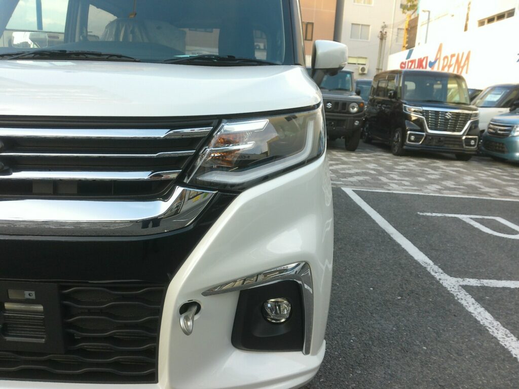9月3日【R4年9月登録未使用車】ソリオ ハイブリッドMZ 全方位