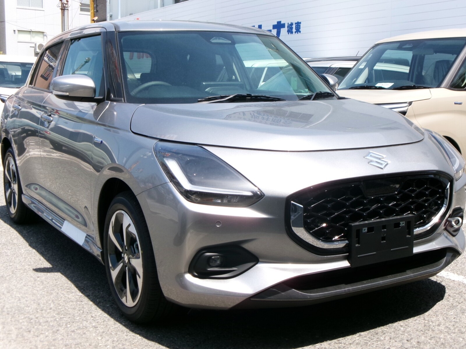 5月15日入庫車情報】スイフト ハイブリッドMZ 入庫しました！