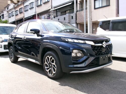 【7月11日入庫車情報】フロンクス 1.5ハイブリッド 2WD 全方位モニター・メモリーナビ付が入庫しました！