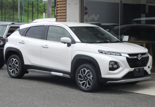 【7月17日入庫車情報】フロンクス 1.5ハイブリッド 4WD 全方位モニター・メモリーナビ付が入庫しました！
