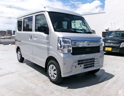 【8月23日入庫車情報】エブリイ JOIN！走行距離わずか2kmの特選車が入庫しました！