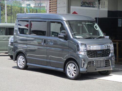 【8月22日入庫車情報】エブリイワゴン PZターボスペシャル ハイルーフ！低走行2kmの特選車が入庫しました！