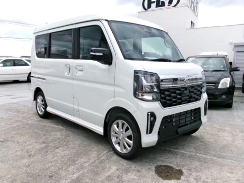 【9月2日入庫車情報】エブリイワゴンPZターボスペシャル 4WDが入庫！