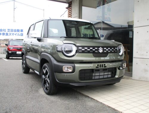 【10月29日入庫車情報】新車同様のクロスビー HYBRID MZが入庫しました！