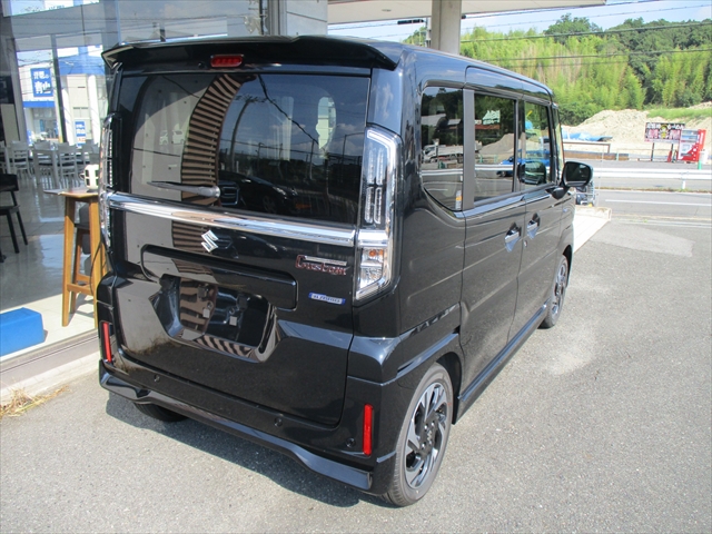 スズキ スペーシアカスタム 13枚目