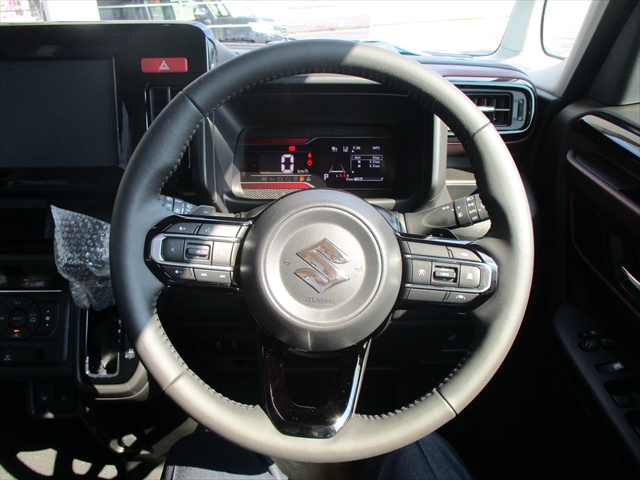 スズキ スペーシアカスタム 8枚目