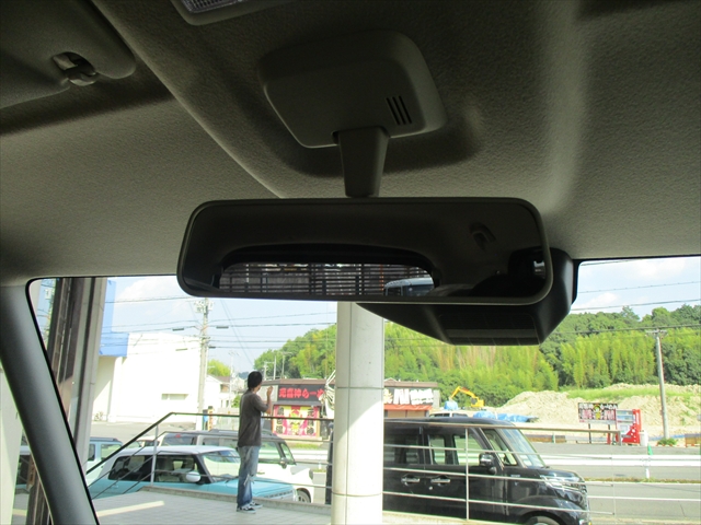 スズキ スペーシアカスタム 9枚目