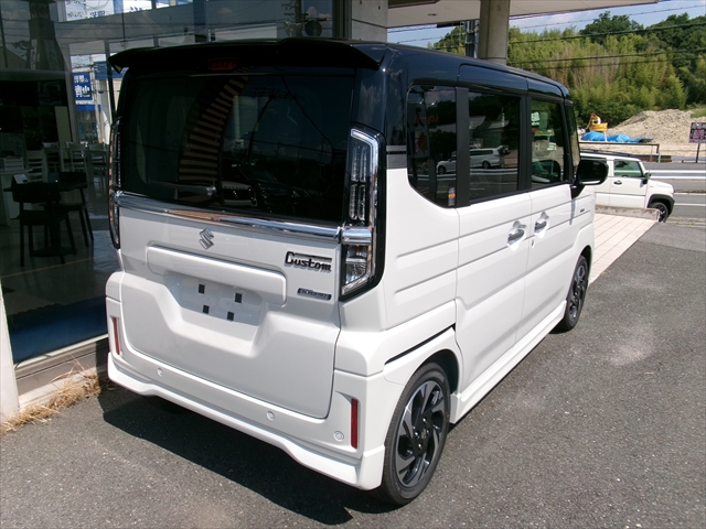 スズキ スペーシアカスタム 13枚目