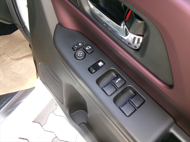 スズキ スペーシアカスタム 11枚目