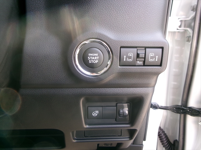 スズキ スペーシアカスタム 9枚目