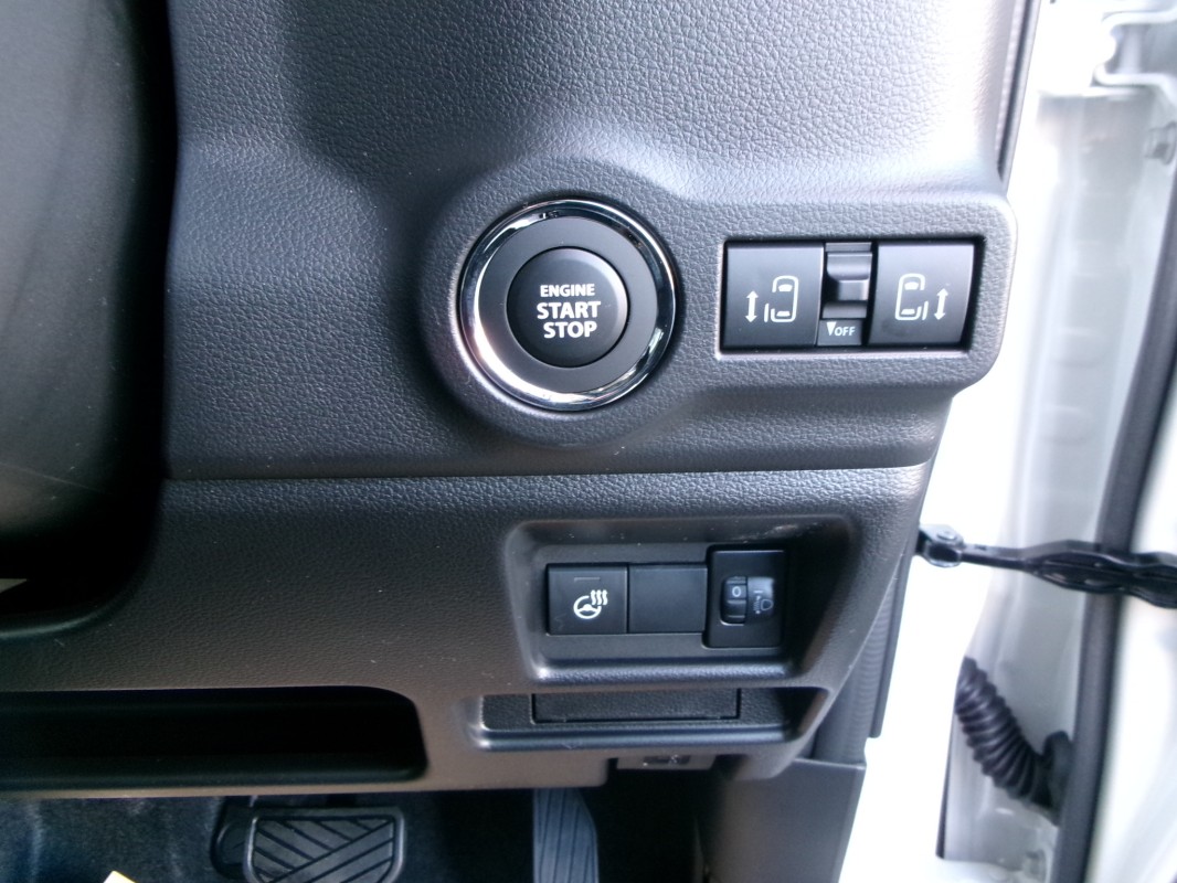 スズキ スペーシアギア 9枚目