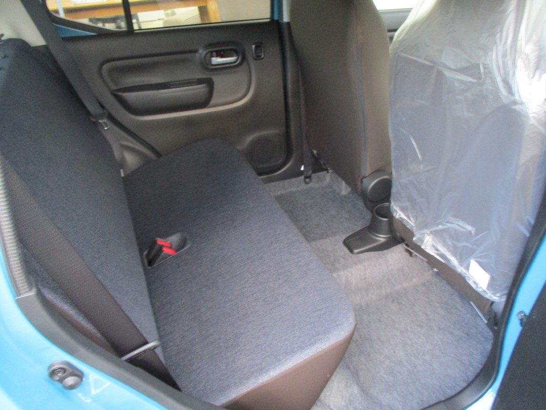 スズキ アルト 5枚目