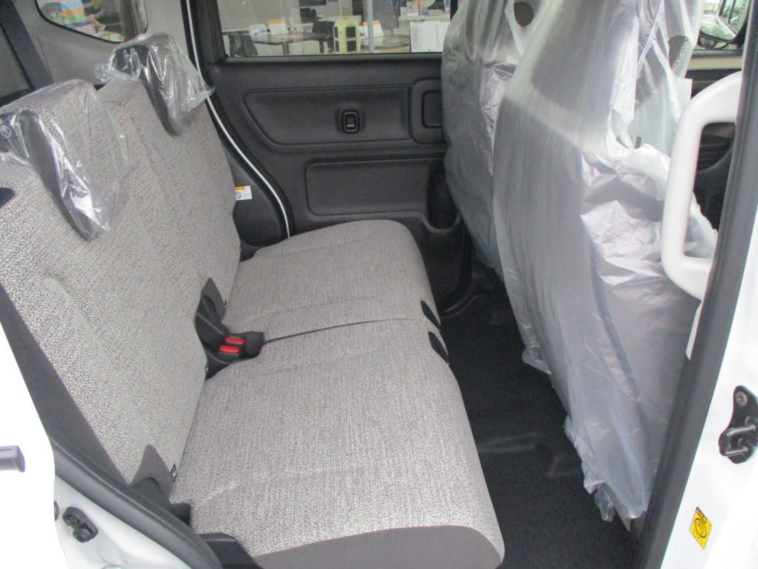 スズキ スペーシア 5枚目