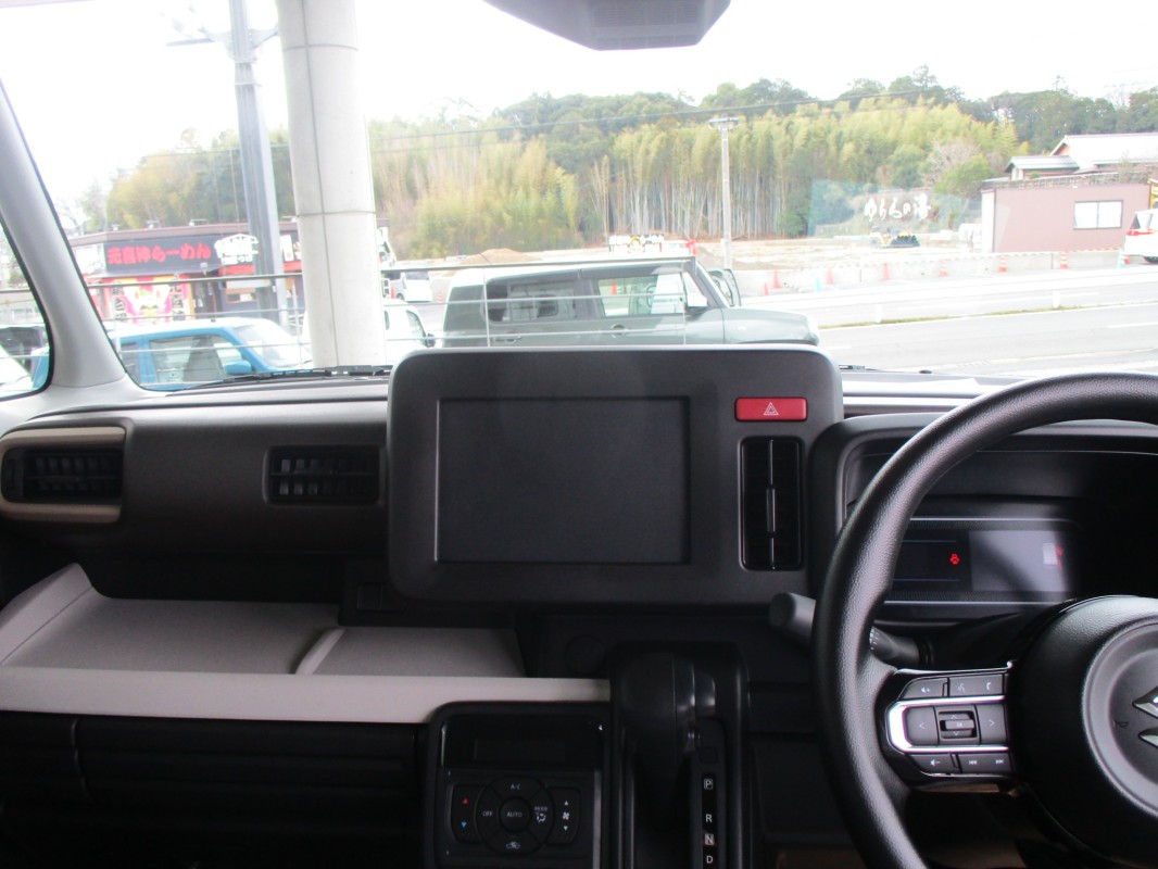 スズキ スペーシア 6枚目