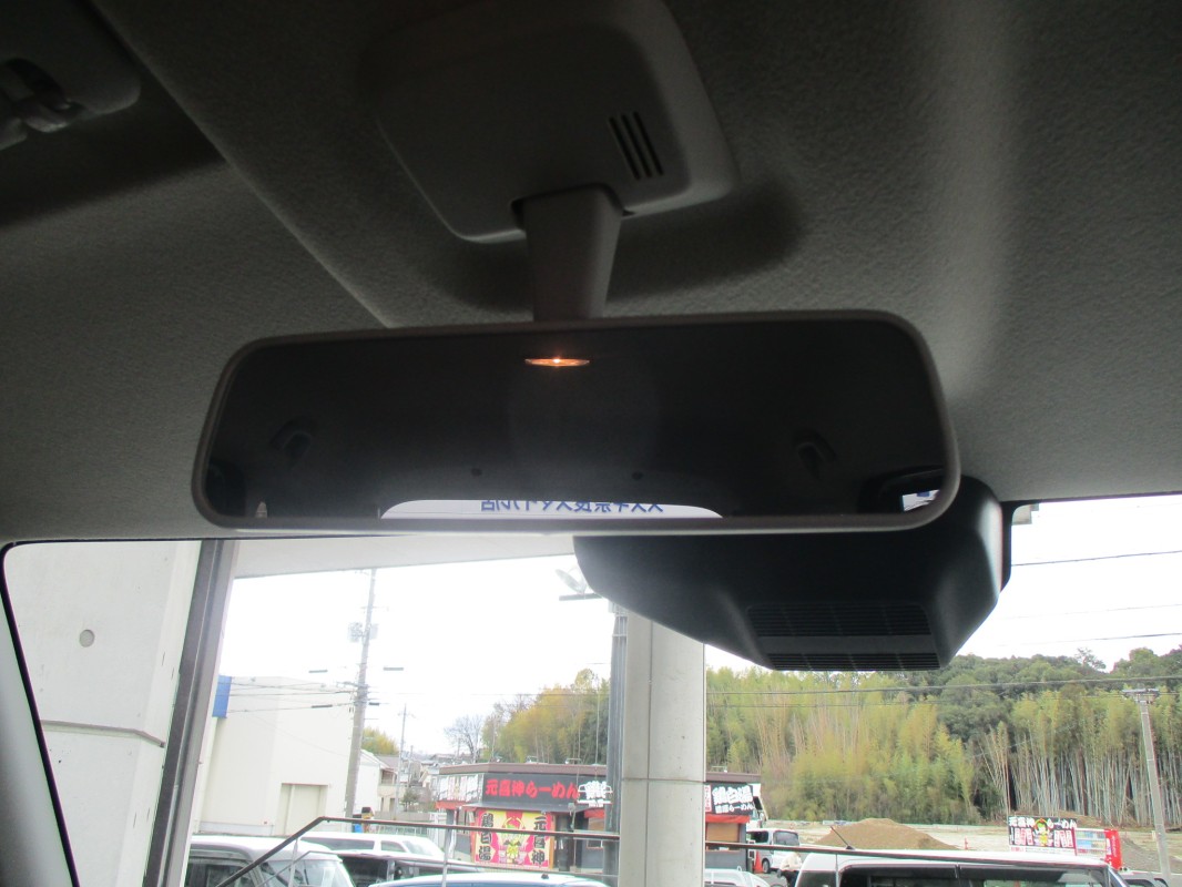 スズキ スペーシア 9枚目