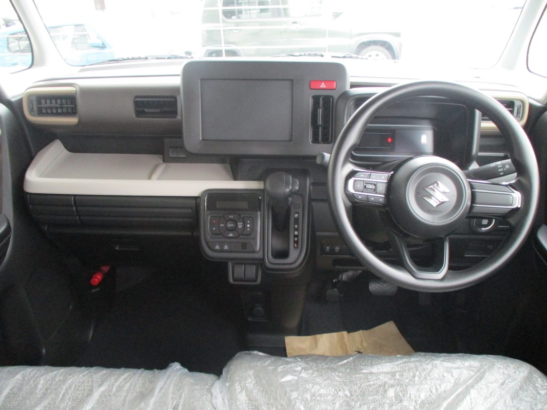 スズキ スペーシア 6枚目