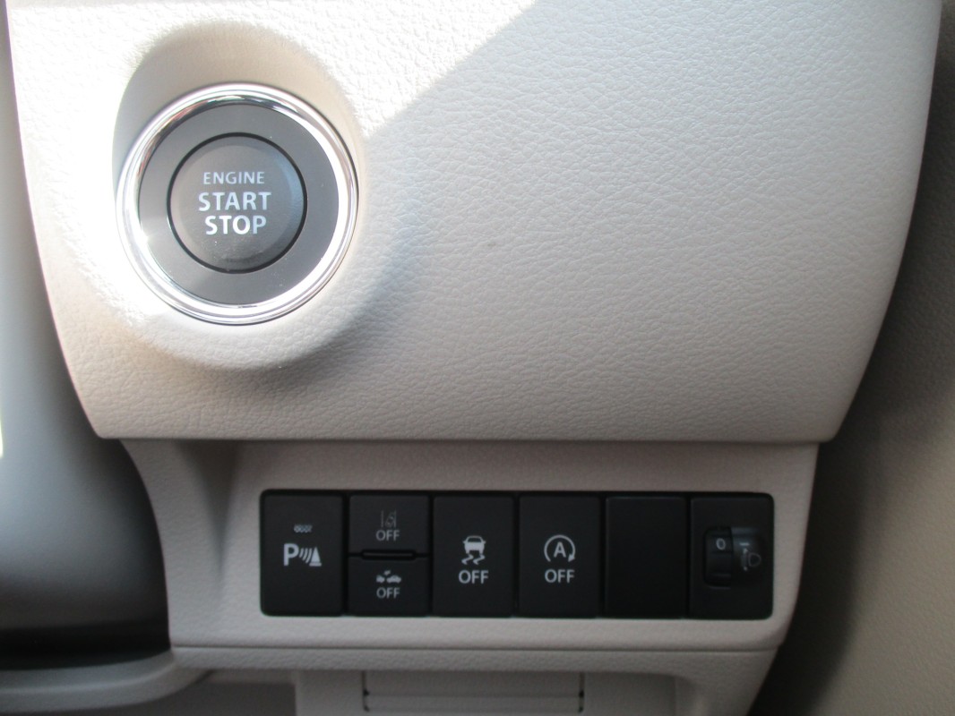 スズキ ラパンＬＣ 10枚目