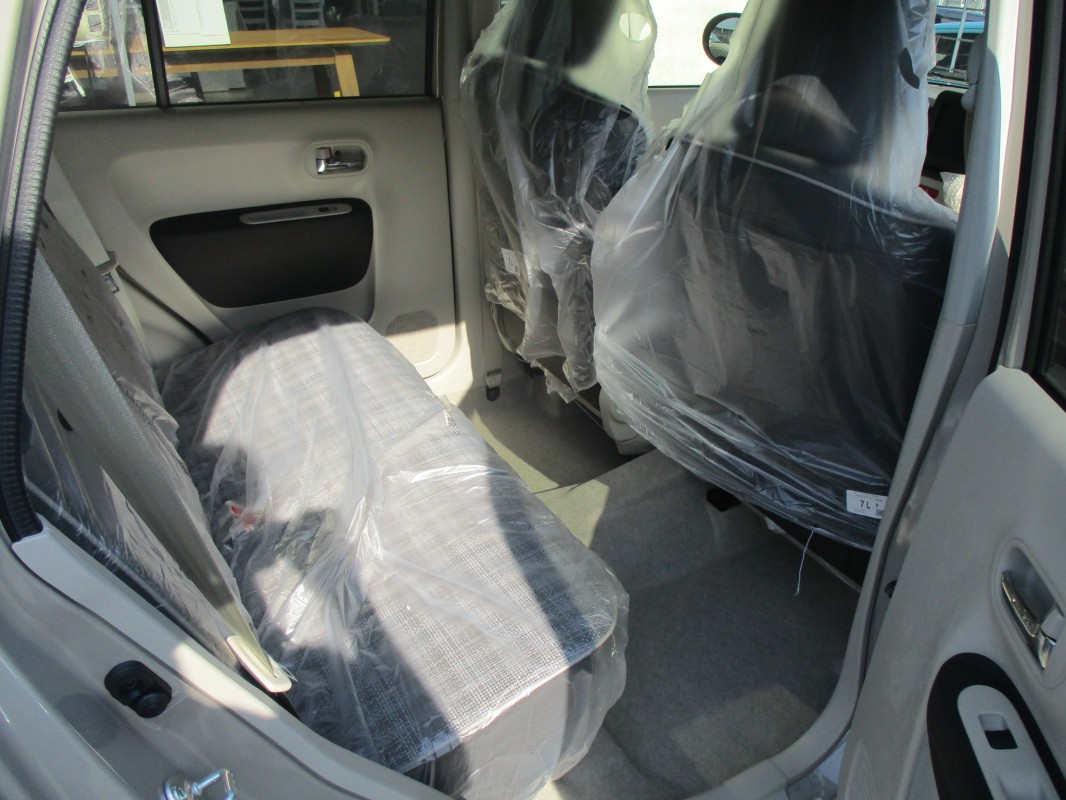 スズキ ラパンＬＣ 5枚目