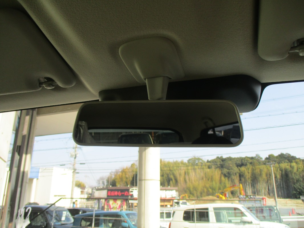 スズキ ラパンＬＣ 9枚目