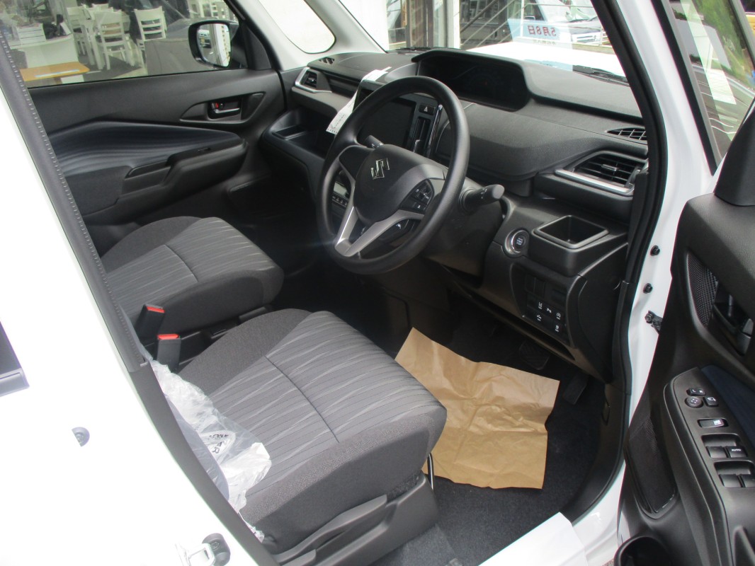 スズキ ソリオ 4枚目