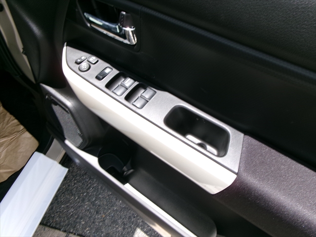 スズキ クロスビー 10枚目