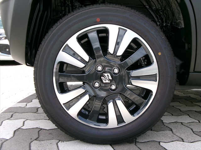 スズキ クロスビー 11枚目