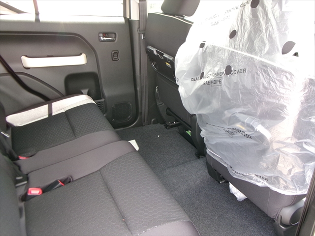 スズキ クロスビー 4枚目