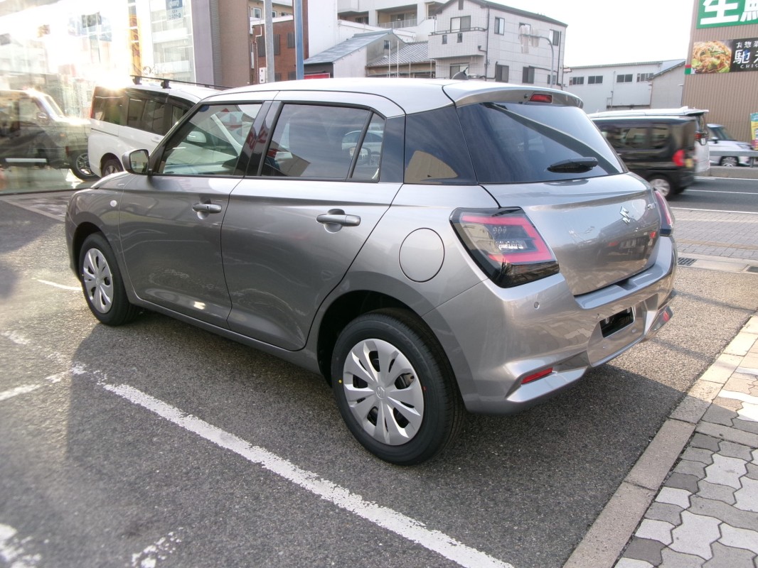 スズキ スイフト 15枚目