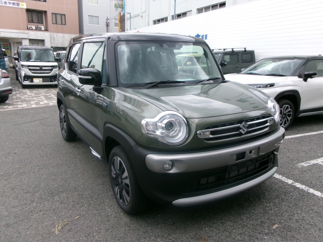 スズキ クロスビー 2枚目