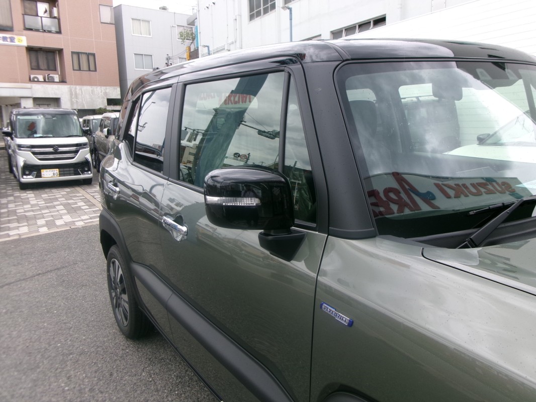 スズキ クロスビー 3枚目