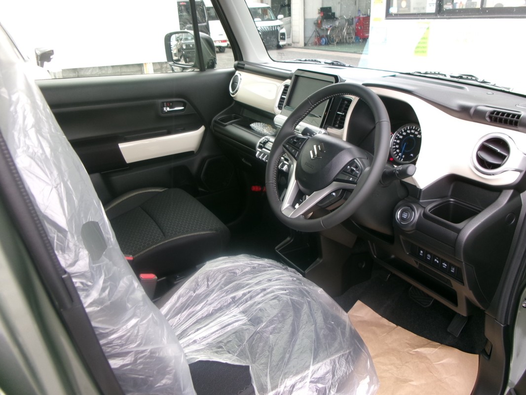 スズキ クロスビー 4枚目