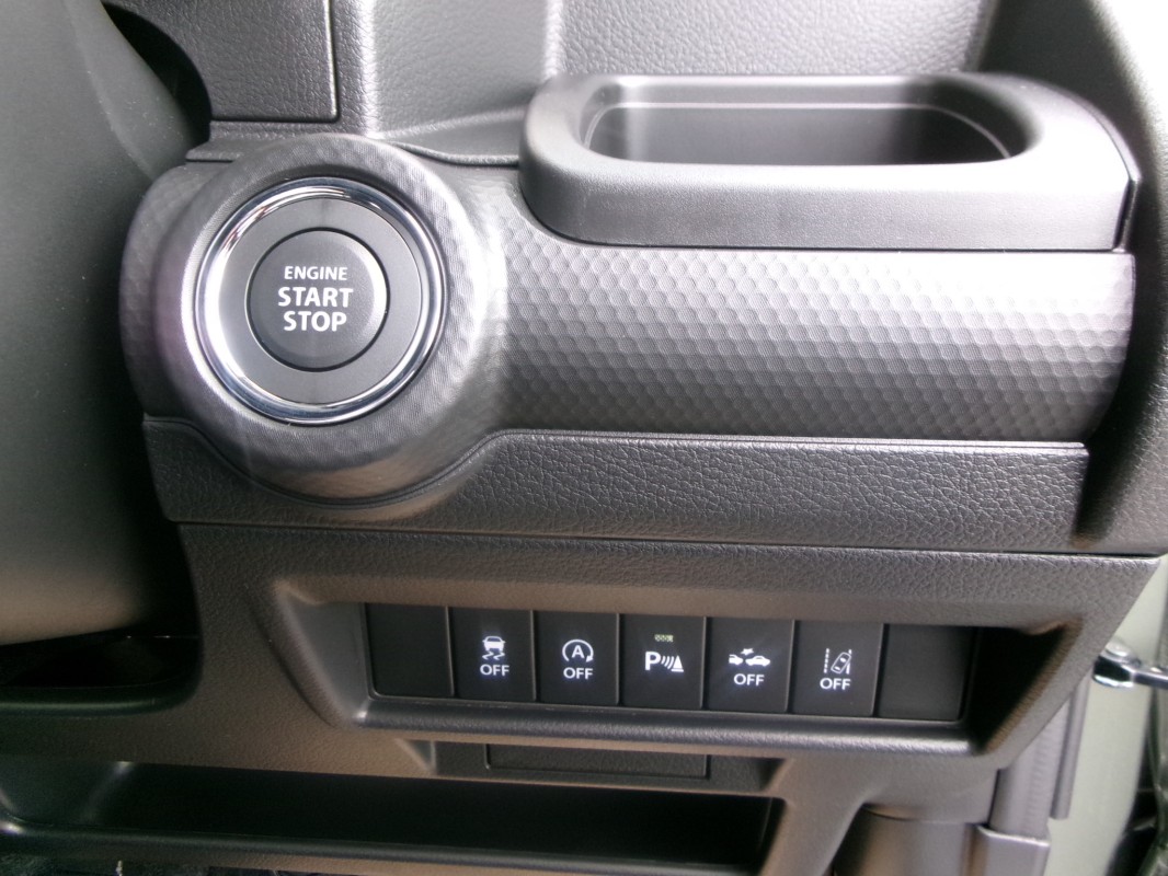 スズキ クロスビー 9枚目