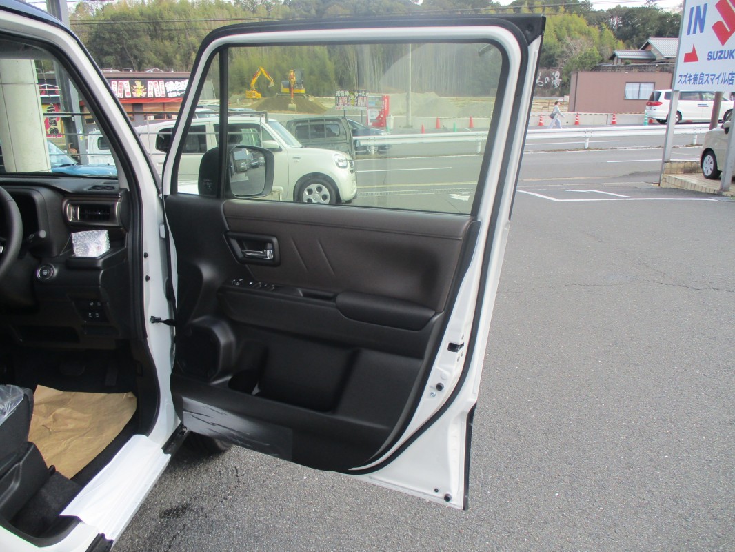 スズキ クロスビー 11枚目
