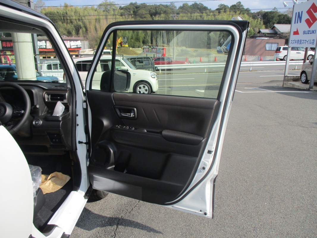 スズキ クロスビー 11枚目