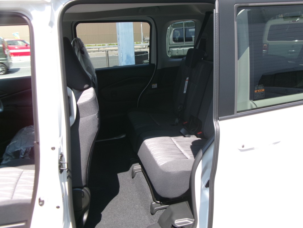 スズキ ソリオ 17枚目