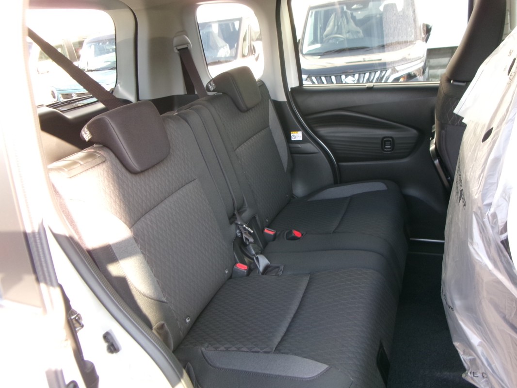 スズキ ソリオバンディット 4枚目