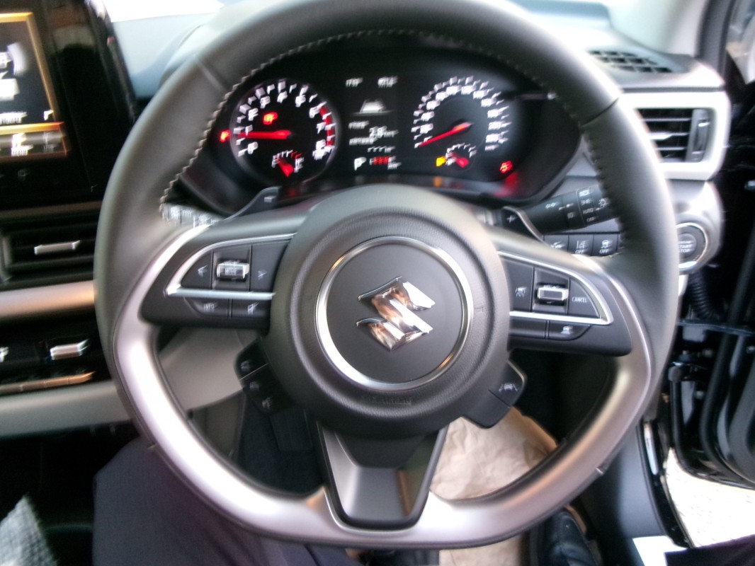 スズキ スイフト 8枚目