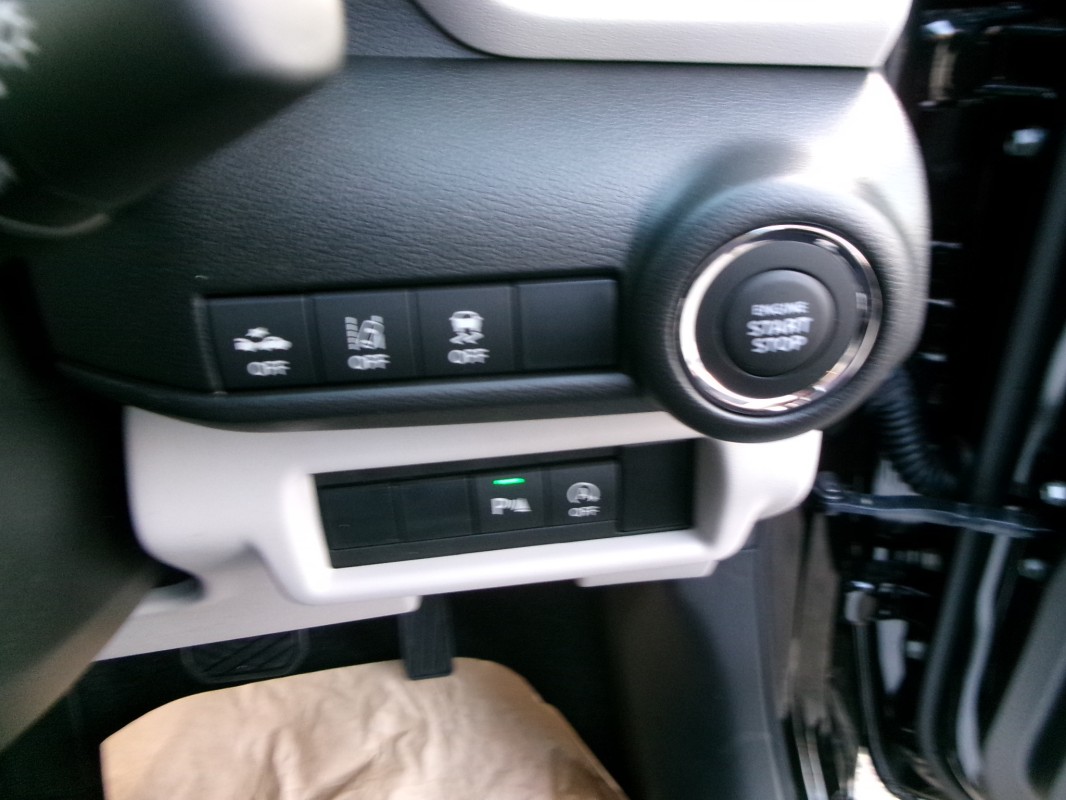 スズキ スイフト 9枚目