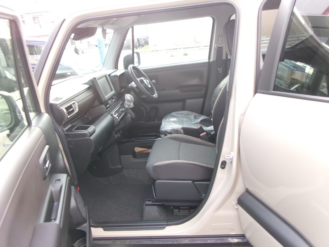 スズキ クロスビー 17枚目