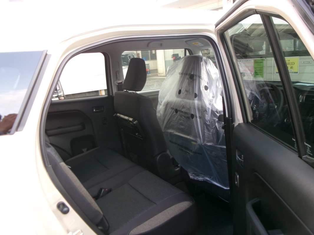 スズキ クロスビー 5枚目